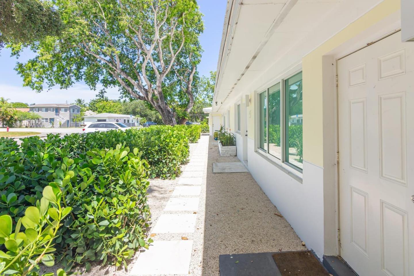 Newly Renovated Stylish Studio In El Portal #2 Miami Exterior photo